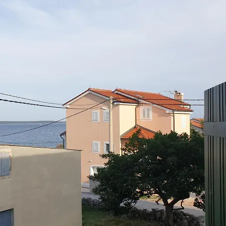 Casa Nerezine